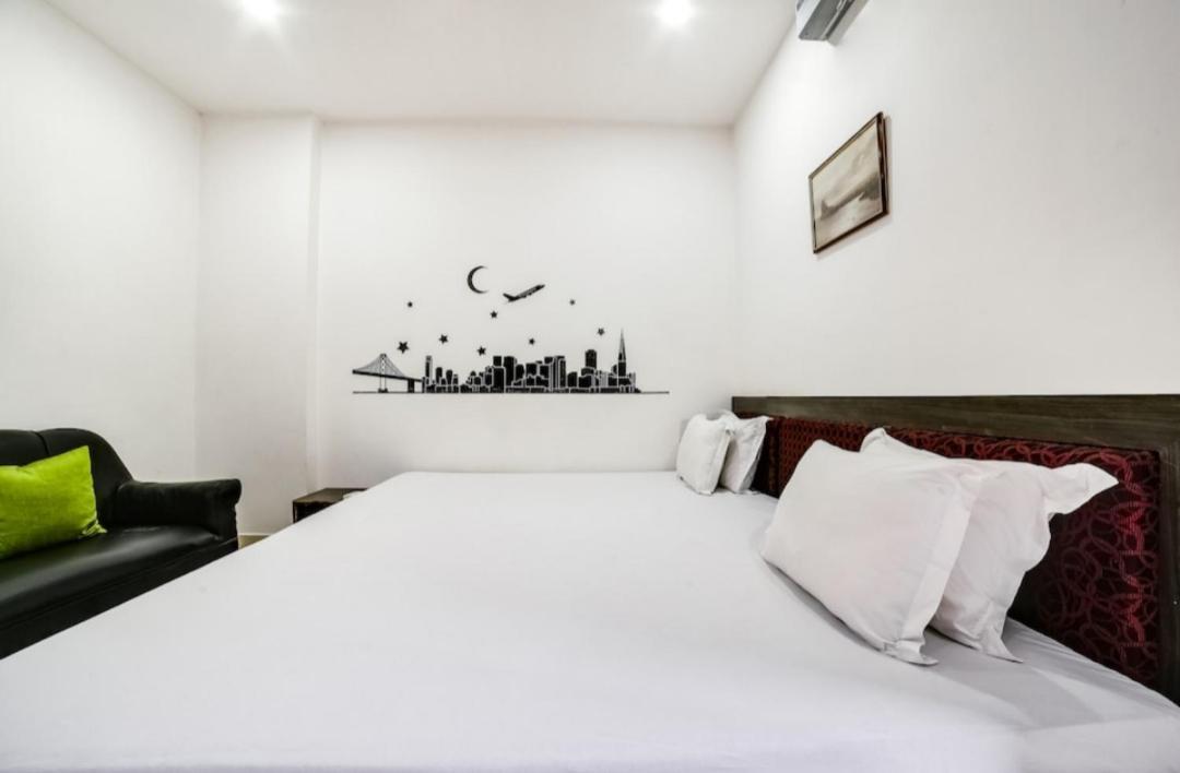 Hotel Executive Inn Hailakandi Экстерьер фото