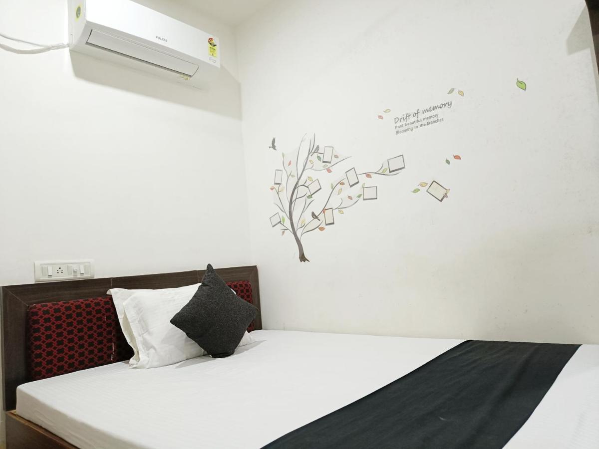 Hotel Executive Inn Hailakandi Экстерьер фото