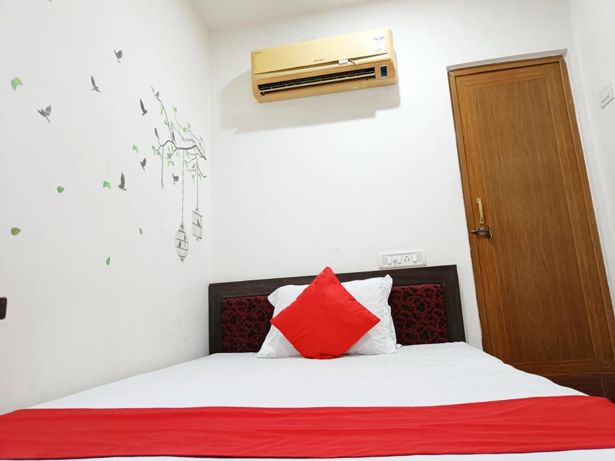 Hotel Executive Inn Hailakandi Экстерьер фото