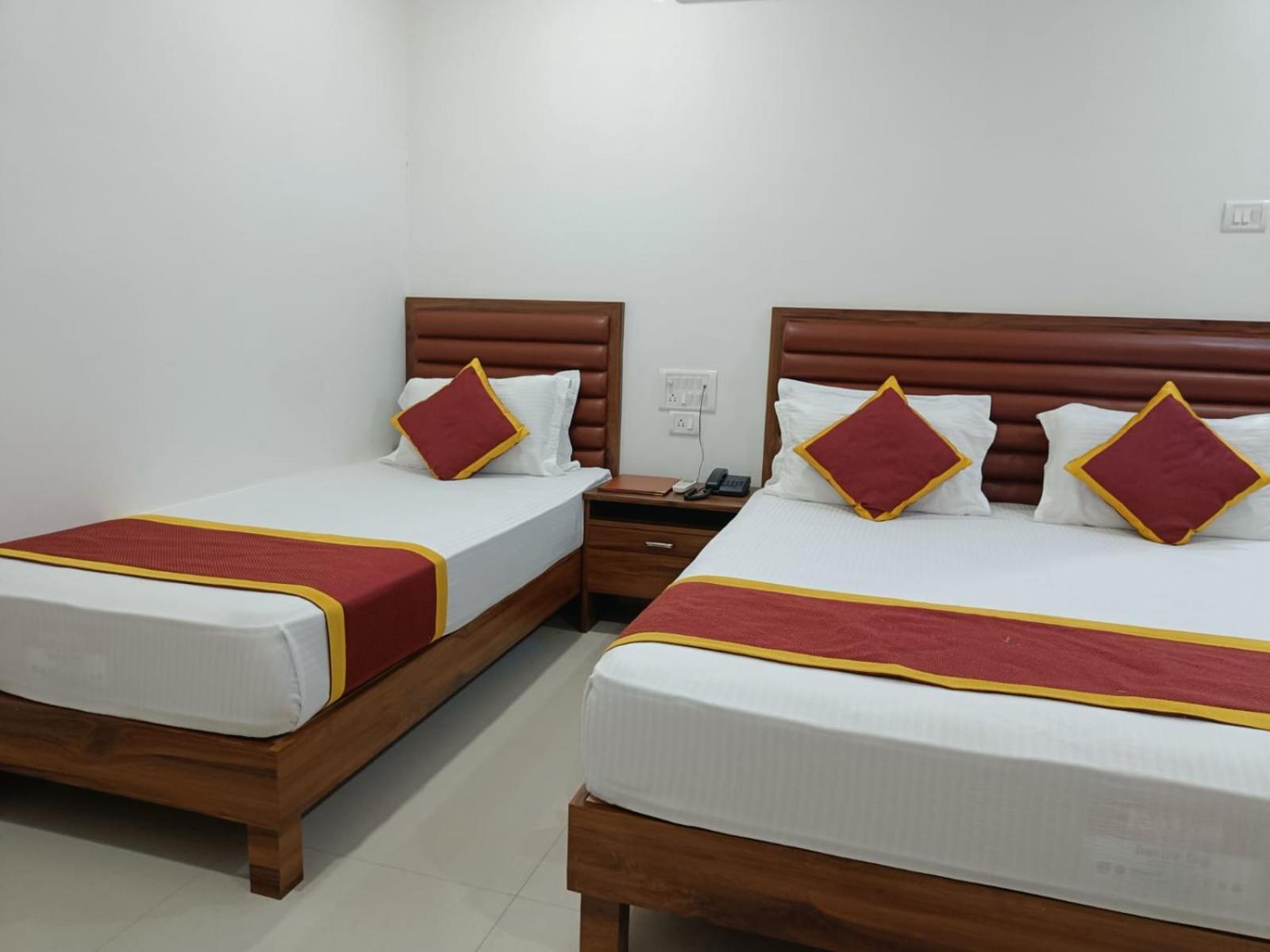 Hotel Executive Inn Hailakandi Экстерьер фото