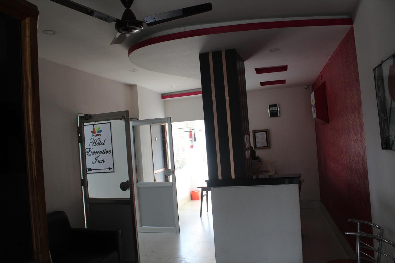 Hotel Executive Inn Hailakandi Экстерьер фото