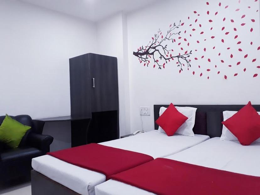 Hotel Executive Inn Hailakandi Номер фото